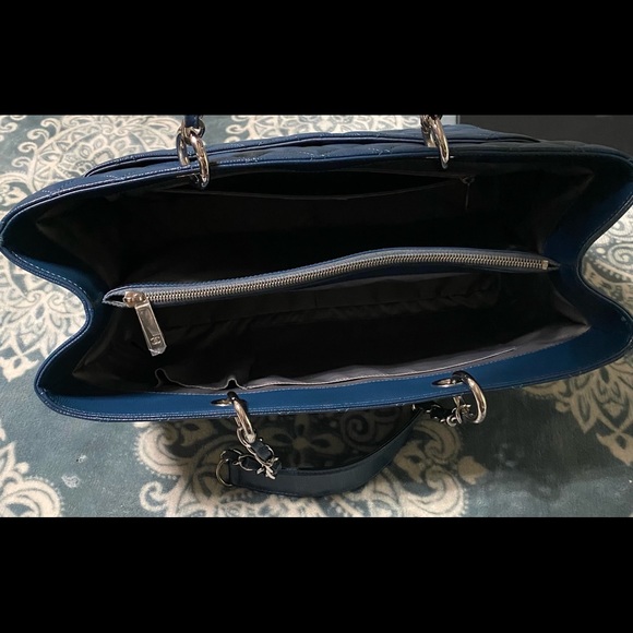 🌈Chanel XL GST Blue W/ Silver how’s work💎 - Picture 10 of 16